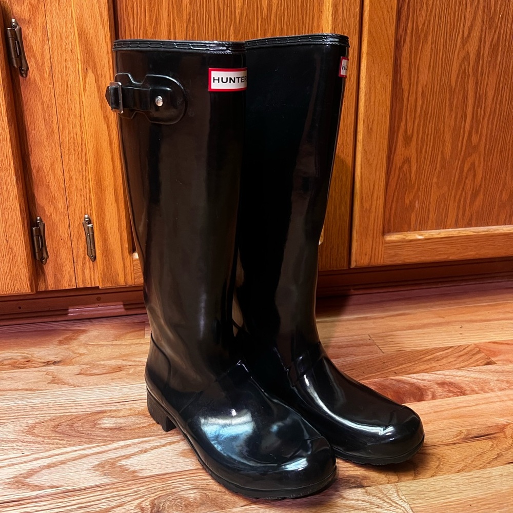 Hunter Classic Black Footwear